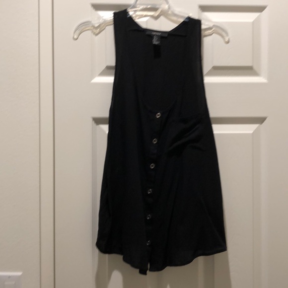 Forever 21 Tops - Forever 21 Tank Top